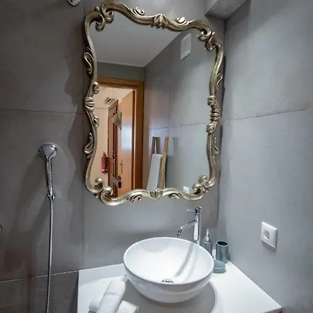 Villa In (adults Only)