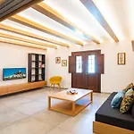 Vila In (adults Only)