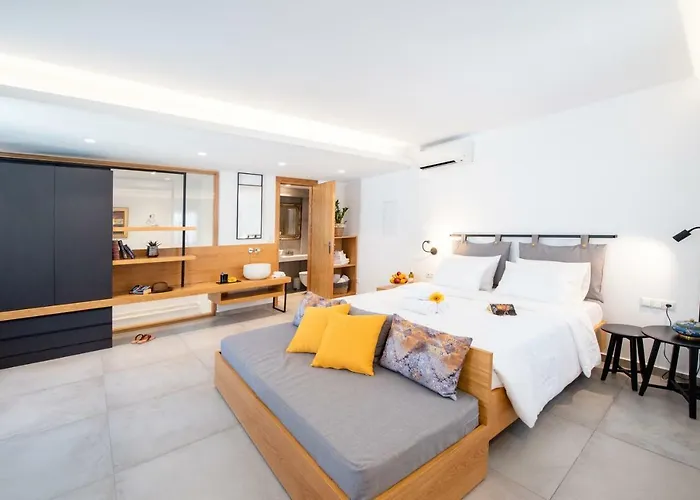 Villa In (adults Only) *