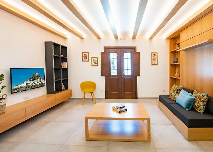 In (adults Only) Líndos